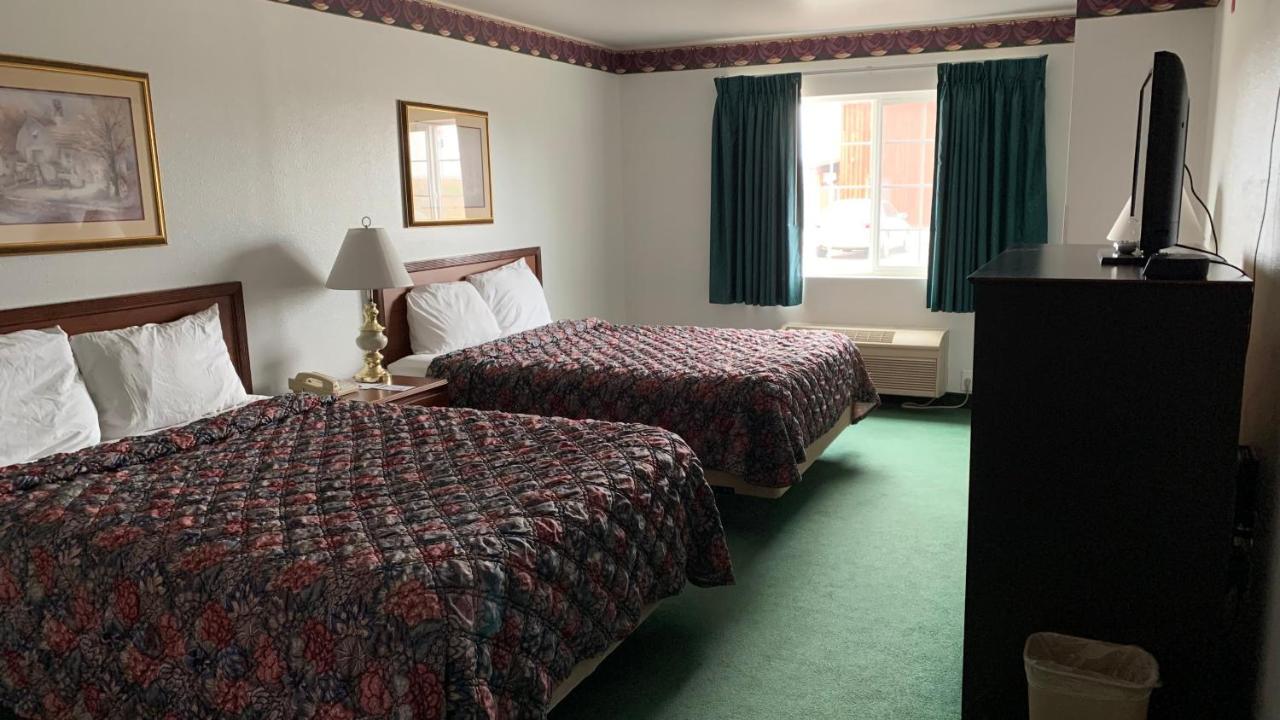 Fairbridge Inn&suites - Miles Hotel 2*