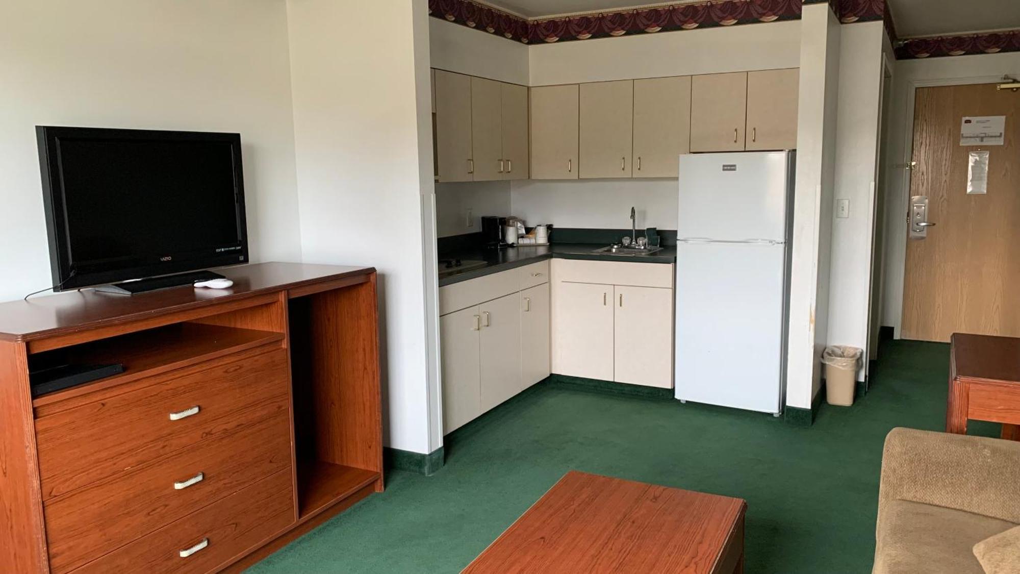 Fairbridge Inn&suites - Miles Hotel 2*