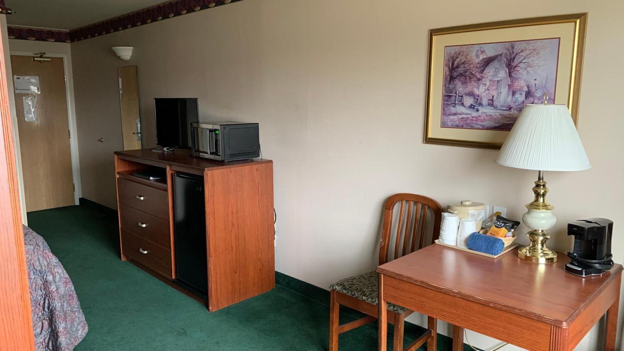 Fairbridge Inn&suites - Miles 2* Miles City