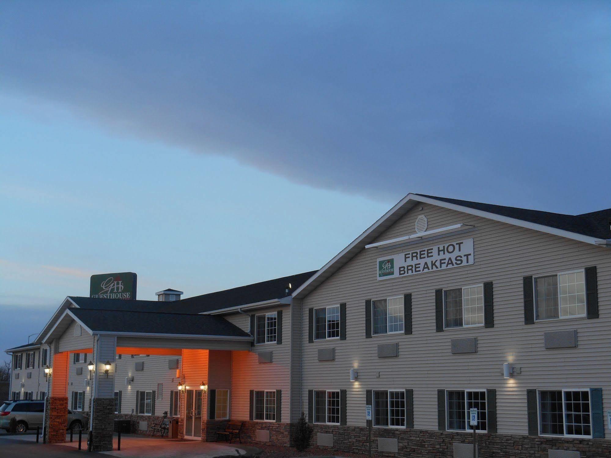 Hotel Fairbridge Inn&suites - Miles Miles City