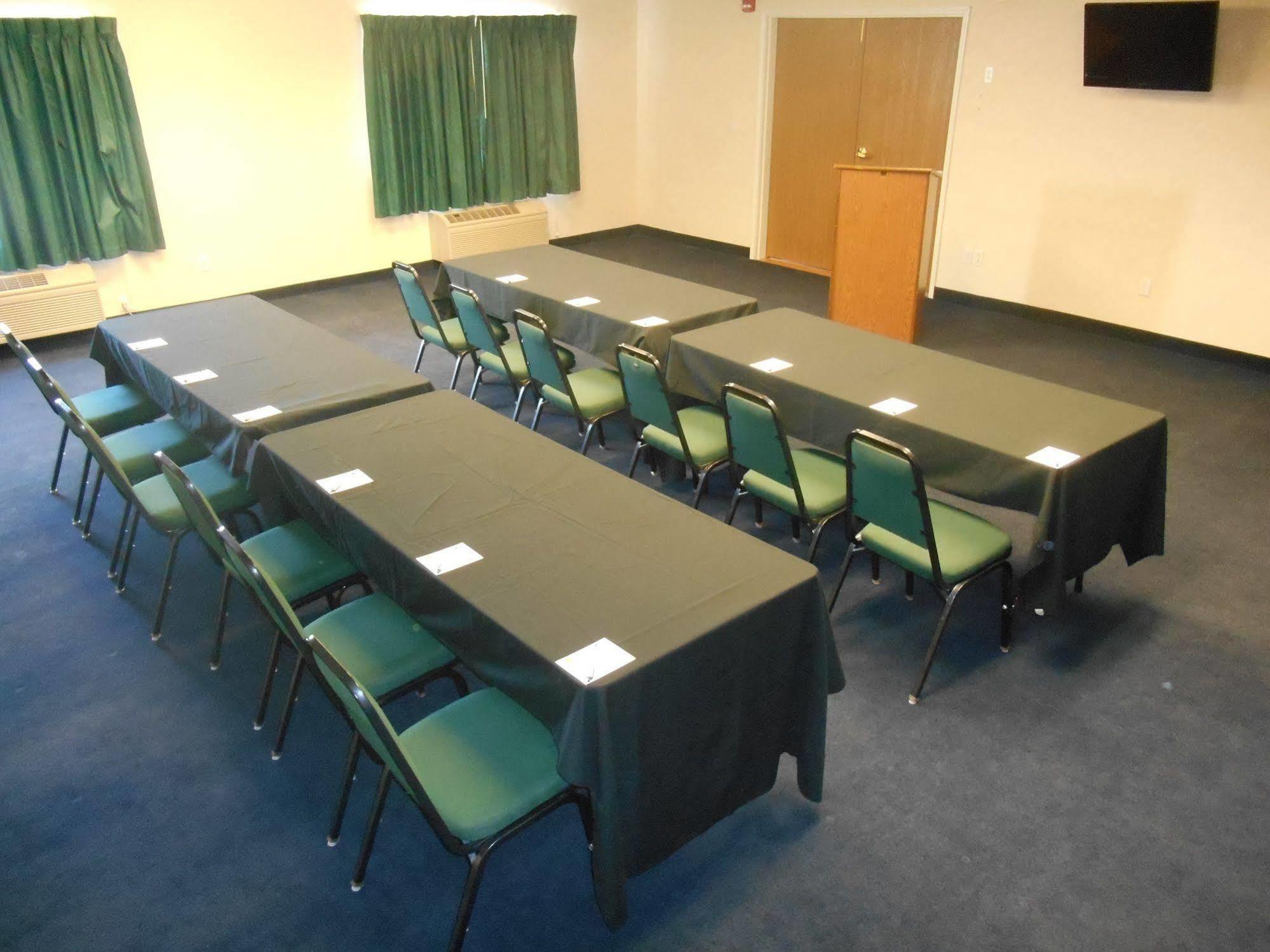 Fairbridge Inn&suites - Miles